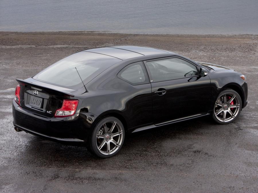  Scion tC by TRD 2010 года  (фото 2 из 2)